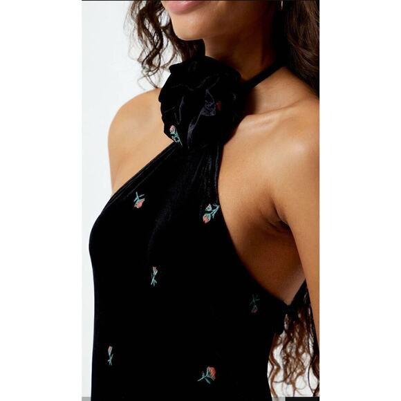 WEWOREWHAT Midi Dress Womens XS Floral Velvet Cottagecore Swiftie Romantic Chic - Picture 3 of 14